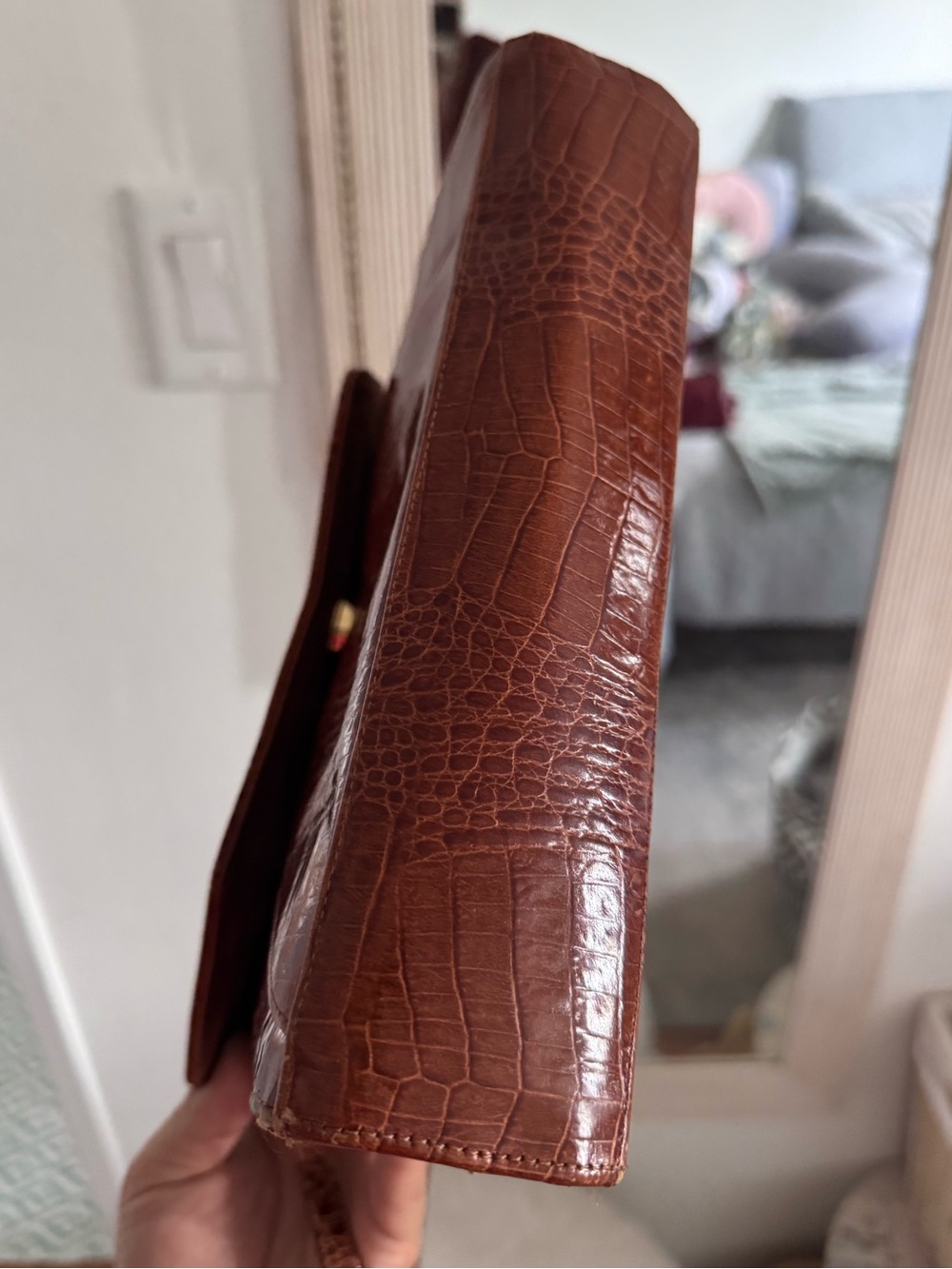 Vintage Frenchy of California Croc-Embossed Brown Shoulder Bag - Picture 5 of 6